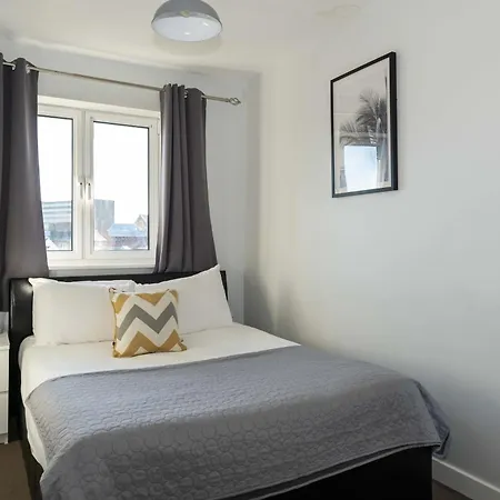 Cotels Centro - Central Location, Parking, Fibre Wifi, Smart Tv, Fully Equipped Kitchen Northampton Exterior foto