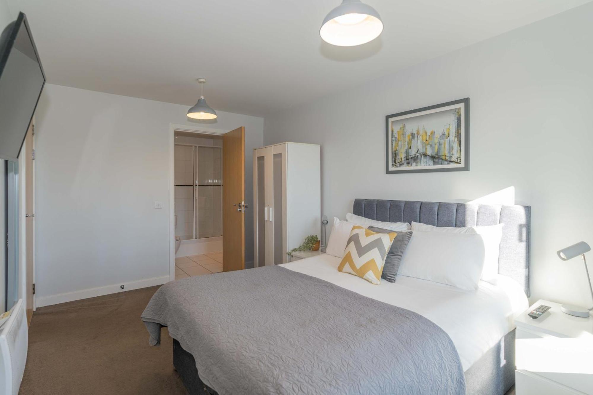 Cotels Centro - Location, Parking, Fibre Wifi, Smart Tv, Fully Equipped Kitchen Apartment *