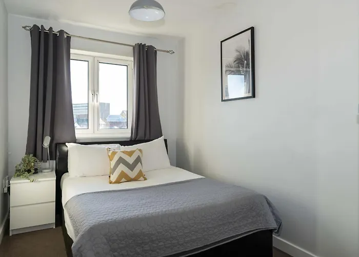 Cotels Centro - Central Location, Parking, Fibre Wifi, Smart Tv, Fully Equipped Kitchen