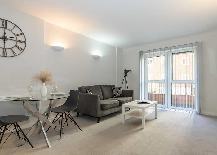 Cotels Centro - Central Location, Parking, Fibre Wifi, Smart Tv, Fully Equipped Kitchen