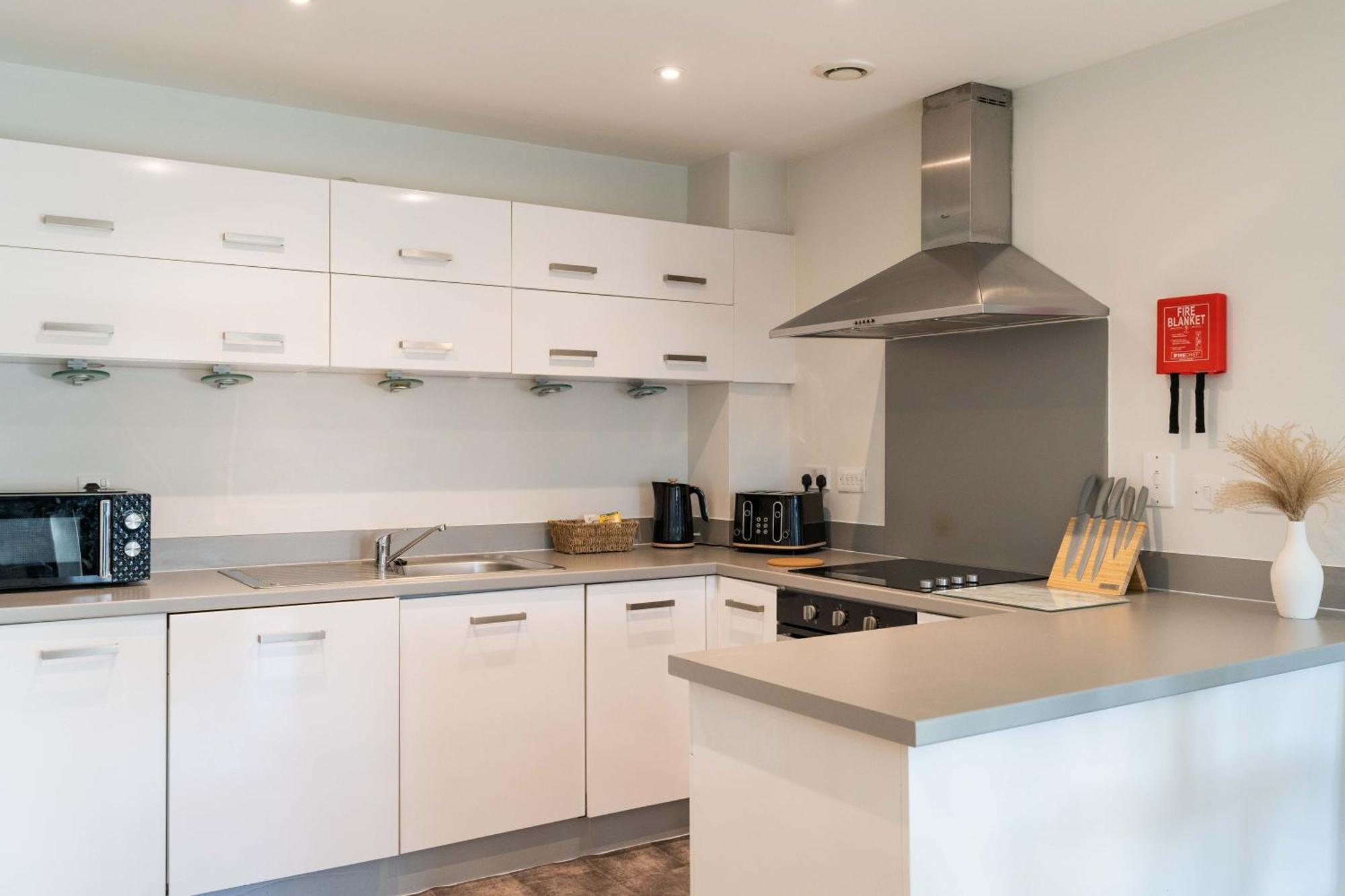 Cotels Centro - Location, Parking, Fibre Wifi, Smart Tv, Fully Equipped Kitchen