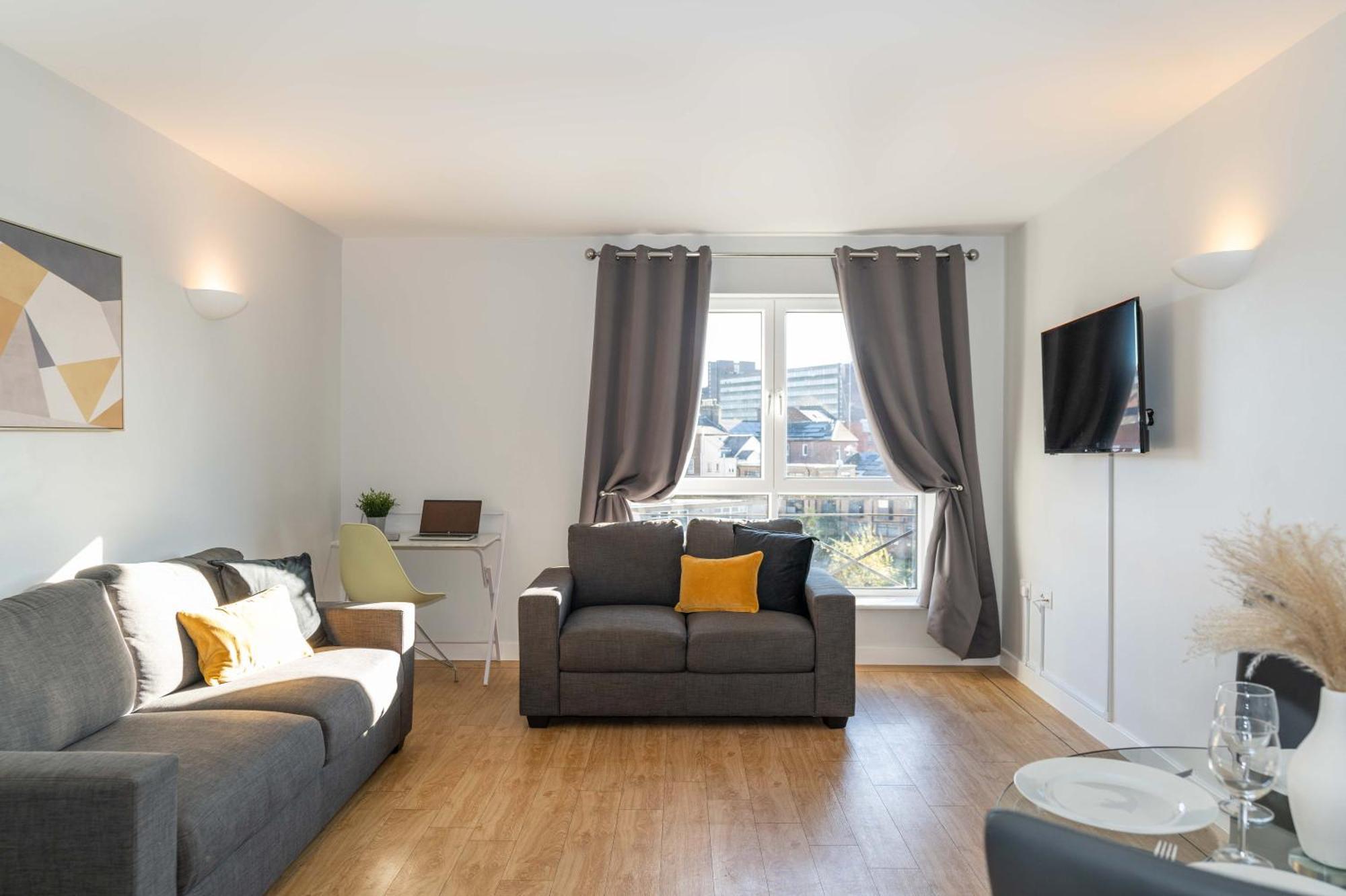 Apartment Cotels Centro - Location, Parking, Fibre Wifi, Smart Tv, Fully Equipped Kitchen