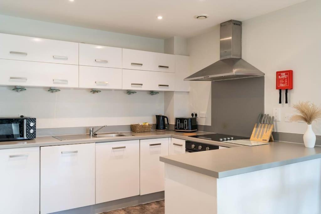 Apartment Cotels Centro - Location, Parking, Fibre Wifi, Smart Tv, Fully Equipped Kitchen
